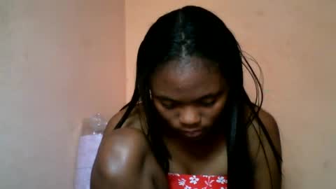 Snapshot of herisse01 chatting on 06-13-26, 08:12 herisse01 online show from 06-13-26, 08:12