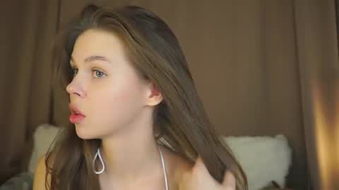 Nicole online show from 06-09-26, 07:14