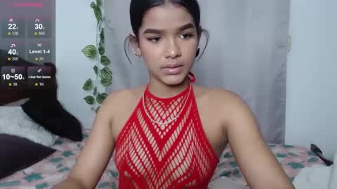 Snapshot of hermione_sweet18 chatting on 12-29-24, 08:58 Alana online show from 12-29-24, 08:58