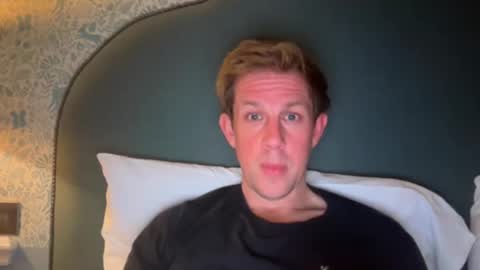 oxfordplaymate online show from 10-14-25, 09:37