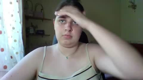 Snapshot of hess_luna_ chatting on 06-25-26, 09:03 hess_luna_ online show from 06-25-26, 09:03