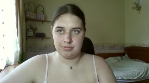 Snapshot of hess_luna_ chatting on 07-28-26, 09:04 hess_luna_ online show from 07-28-26, 09:04