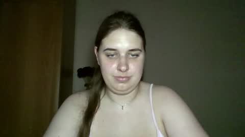 Snapshot of hess_luna_ chatting on 08-03-26, 09:04 hess_luna_ online show from 08-03-26, 09:04