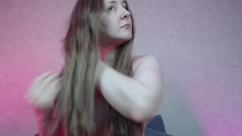 Snapshot of hesssa chatting on 01-15-25, 03:00 Hesssa Prime time The broadcasts start at 3am and 3 pm London time online show from 01-15-25, 03:00