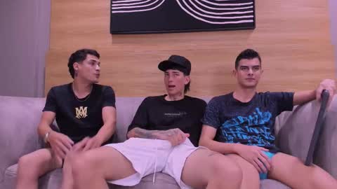 heteros men online show from 02-03-26, 01:59