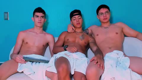 heteros men online show from 03-16-26, 02:06