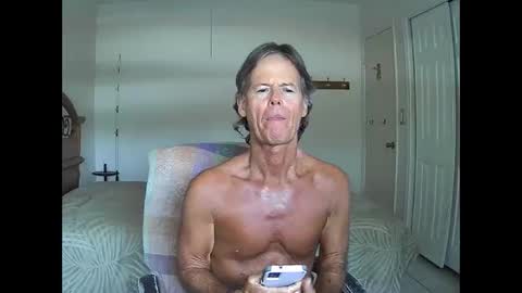 Snapshot of hewes1 chatting on 05-11-26, 07:22 hewes1 online show from 05-11-26, 07:22