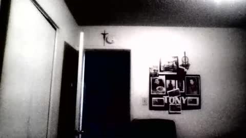 Snapshot of hey920932 chatting on 07-07-26, 06:45 hey920932 online show from 07-07-26, 06:45