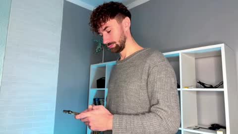 Snapshot of hey_arnold chatting on 12-31-24, 03:09 Arnold online show from 12-31-24, 03:09