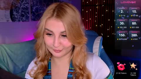 Snapshot of hey_cassie chatting on 04-23-26, 03:14 hey_cassie online show from 04-23-26, 03:14