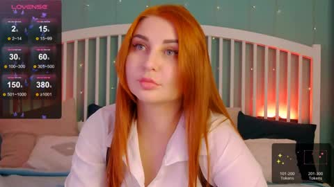 Snapshot of hey_cassie chatting on 06-04-26, 03:18 hey_cassie online show from 06-04-26, 03:18