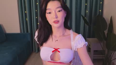 Audrey online show from 01-28-25, 03:04