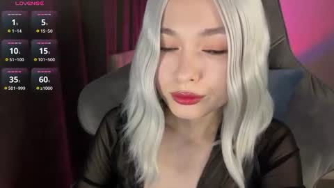  Nora  online show from 06-11-26, 12:08