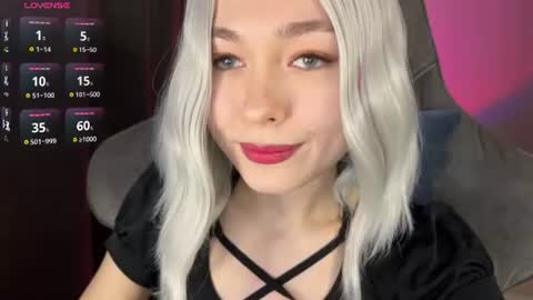 Nora  online show from 06-19-26, 11:19
