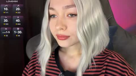  Nora  online show from 07-12-26, 11:29