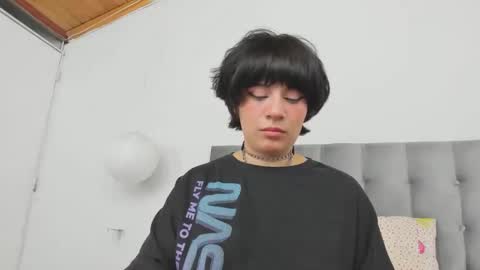 Noraly  online show from 02-10-25, 07:47