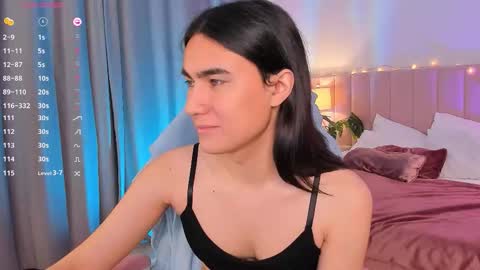 Snapshot of heyalena chatting on 09-25-25, 06:06 heyalena online show from 09-25-25, 06:06