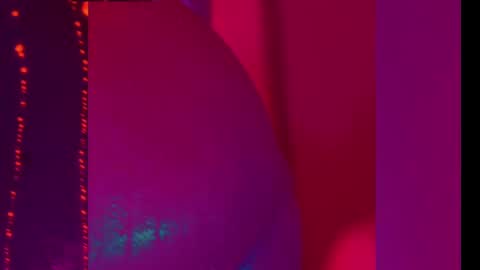 Snapshot of heybanan chatting on 02-27-25, 07:44 Alina online show from 02-27-25, 07:44