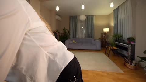 Snapshot of heybanan chatting on 11-09-25, 03:54 Alina online show from 11-09-25, 03:54