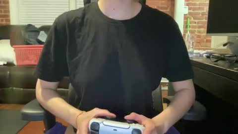 Snapshot of heybluebabe chatting on 03-05-25, 03:08 Blue online show from 03-05-25, 03:08