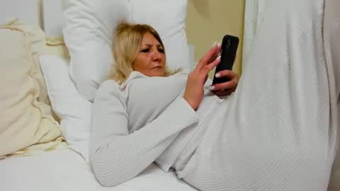 Heyheygrey online show from 02-20-25, 07:52