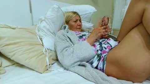 Heyheygrey online show from 11-15-25, 06:48