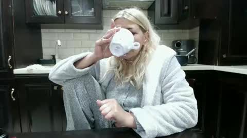 Heyheygrey online show from 02-05-26, 01:10