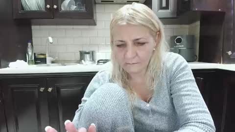 Heyheygrey online show from 04-08-26, 02:50