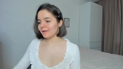 Laura online show from 02-03-26, 03:15