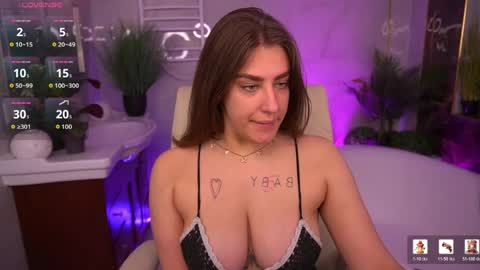 Snapshot of heykittenn chatting on 05-14-26, 12:56 heykittenn online show from 05-14-26, 12:56