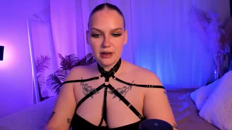 Snapshot of heynoirsam chatting on 03-04-26, 06:19 heynoirsam online show from 03-04-26, 06:19