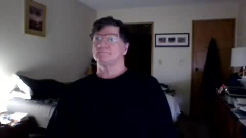 Snapshot of hg99too chatting on 01-09-25, 03:23 hg99too online show from 01-09-25, 03:23
