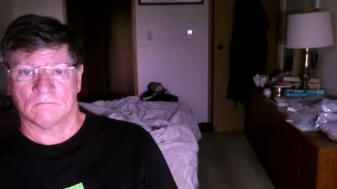 Snapshot of hg99too chatting on 09-24-25, 01:47 hg99too online show from 09-24-25, 01:47