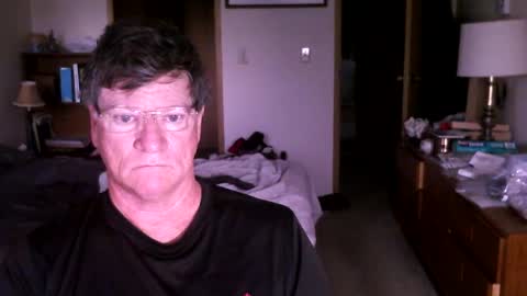 Snapshot of hg99too chatting on 09-25-25, 01:59 hg99too online show from 09-25-25, 01:59