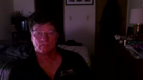 Snapshot of hg99too chatting on 10-12-25, 02:27 hg99too online show from 10-12-25, 02:27