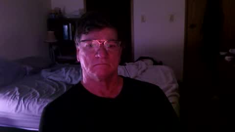 Snapshot of hg99too chatting on 10-27-25, 02:43 hg99too online show from 10-27-25, 02:43