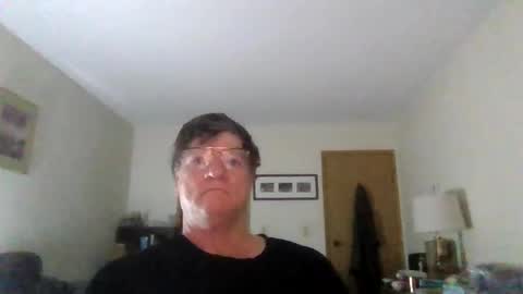 Snapshot of hg99too chatting on 10-30-25, 02:29 hg99too online show from 10-30-25, 02:29