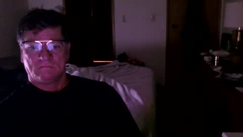 Snapshot of hg99too chatting on 12-05-25, 03:52 hg99too online show from 12-05-25, 03:52