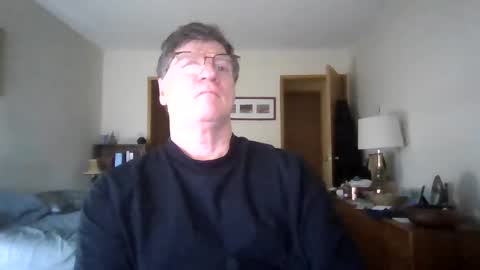 Snapshot of hg99too chatting on 12-18-25, 05:52 hg99too online show from 12-18-25, 05:52