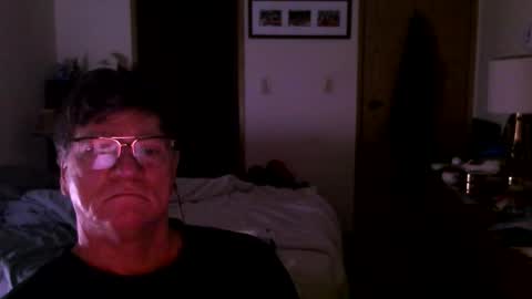 Snapshot of hg99too chatting on 01-06-26, 03:49 hg99too online show from 01-06-26, 03:49