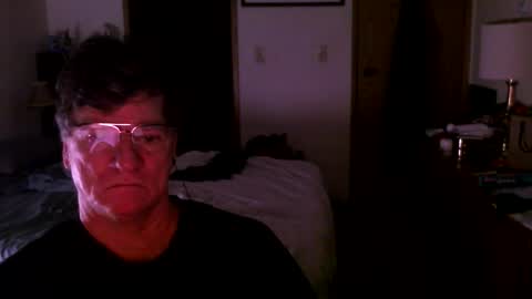 Snapshot of hg99too chatting on 01-14-26, 03:28 hg99too online show from 01-14-26, 03:28