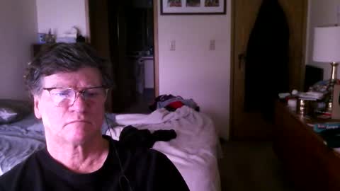 Snapshot of hg99too chatting on 01-17-26, 04:33 hg99too online show from 01-17-26, 04:33