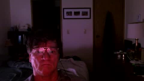 Snapshot of hg99too chatting on 02-02-26, 03:22 hg99too online show from 02-02-26, 03:22