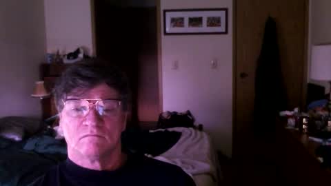 Snapshot of hg99too chatting on 02-18-26, 03:41 hg99too online show from 02-18-26, 03:41