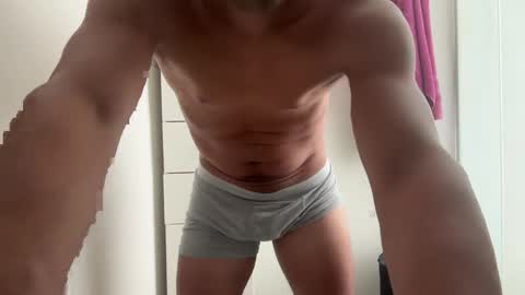 Snapshot of hhernan1 chatting on 02-13-26, 06:59 hhernan1 online show from 02-13-26, 06:59