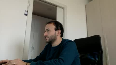 hhombre online show from 12-22-25, 10:23