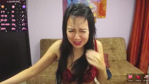 Snapshot of hi_allison chatting on 11-28-25, 03:53 Allison online show from 11-28-25, 03:53