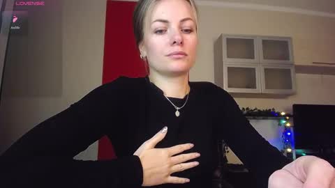 Lina online show from 01-07-26, 11:12