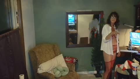 hidden_gold_milf online show from 11-30-25, 07:34