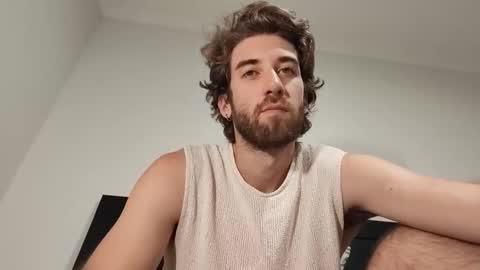 Snapshot of hiddengaze chatting on 02-22-26, 08:24 HiddenGaze online show from 02-22-26, 08:24